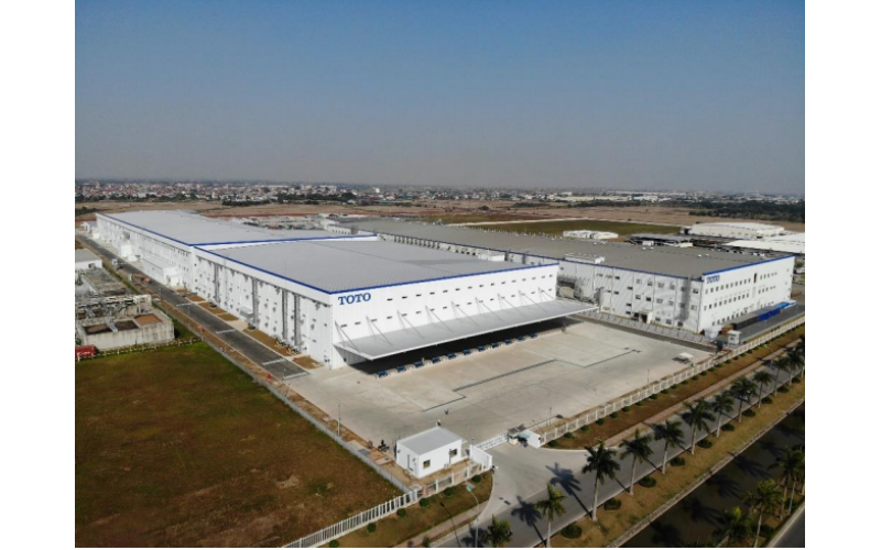 120米隧道窯、施釉機器人、自動運輸線...TOTO越南新廠正式投產